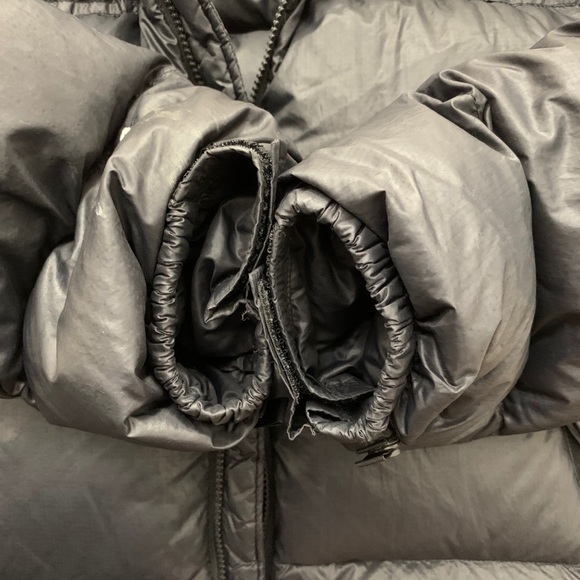 ▪️LIMITED EDITION TNF900 Down Nupste+packable hood - Picture 5 of 9